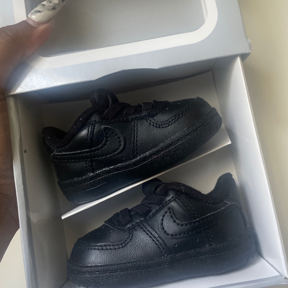 Baby shoes